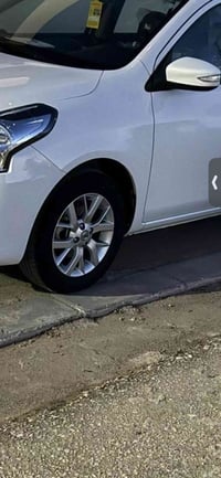 ويل كب للبيع او مراوس مال نيسان سني 2025 هوه وتايراته جدد مال شركه سعر...