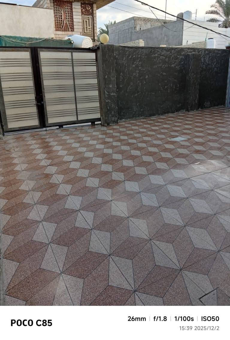 بسعر ١١٥ مليون 🤩
دار للبيع في كربلاء طريق بغداد قرب جامعة الوارث طابو زراعي سند 25 اقرار محكمة المساحة الكلية 220 متر تحتوي على دار 180 متر طابق ١ بناء طابوك و بلوك
***********
***********
#عقارات #كربلاء #facebook #العراق #بغداد
