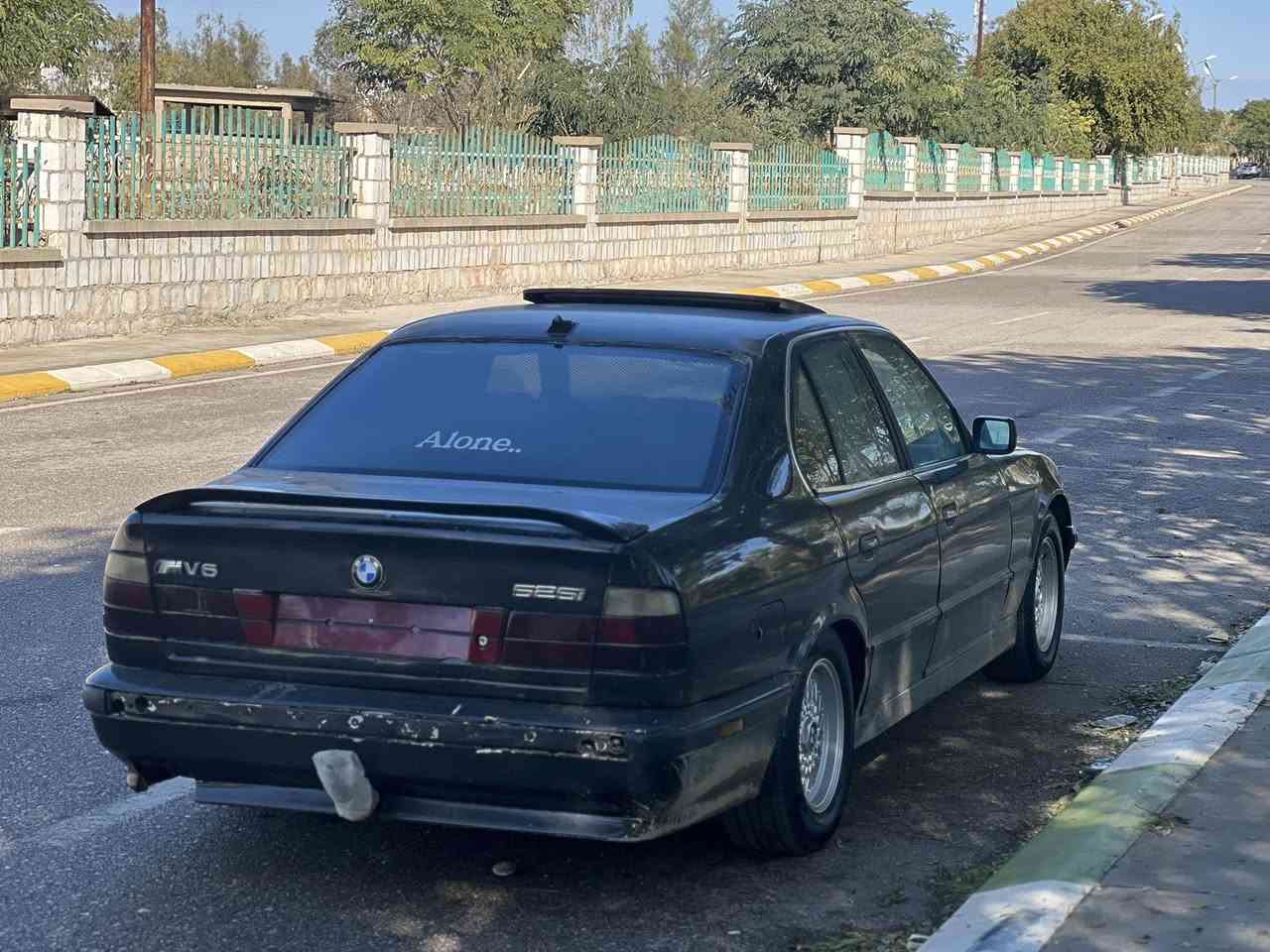 بۆ فرۆشتن
مۆدیل ٩١
بیلاد ٥٢٥
٢ جام كارەبا
سڵاید
تەبرید
لێدراوی نیە
ھەمو گیانی بەشەرتە نرخی ٤٨ 
***********
