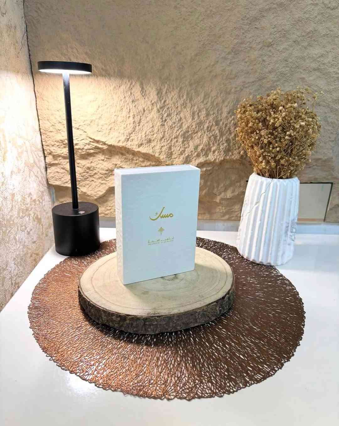 ⁨	طقـم عطـور فاخرة محمولـة 
طقـم عطـور إبراهيم القرشي (مسك) 
علب صغيرة الحجم سهلة الحمل داخل الحقائب 
طـقم متكون من ست  عطـور (الشمس - الليل - القمر - سكر - خاص - لازبيري ) 
عطـور زكيـة ذات فوحان عالي 
جديد بالباكيت 
للتفاصيل اكثر داخل الموقع الرسمي 
السعـر ٢٢ الف 💰
ملاحظة (عند الشراء فحص المنتج قبل مغادرة المندوب بعدها نكون غير مسؤولين)
توصـيل 🚚 بغداد ٥ آلاف 
توصـيل 🚚 محافظات ٦ آلاف⁩⁩⁩⁩


**إذا كنت صاحب هذا الإعلان وتريد حذفه لأي سبب، رجاءا أرسل رسالة إلى الدعم الفني**