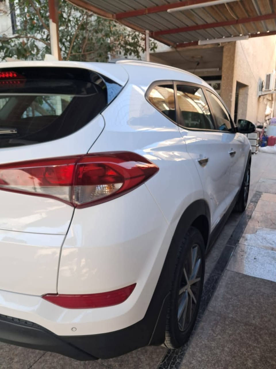 السلام عليكم توسان خليجي ٢٠١٨ مكفوله من الصبغ محرك ٢٠٠٠ دوش بيه رصتين مال حصو بلنيد وحده وبلباب وحده مو كبار مال حصو مال طريق محرك وكير مكفولات تبريد صدر تخم تاير جاهزه ماشيه ٨٦ الف سياره جاهزه من كلشي السعر 180$بيه مجال قليل للشراي الدوره حي المعلمين للتصالل
***********
