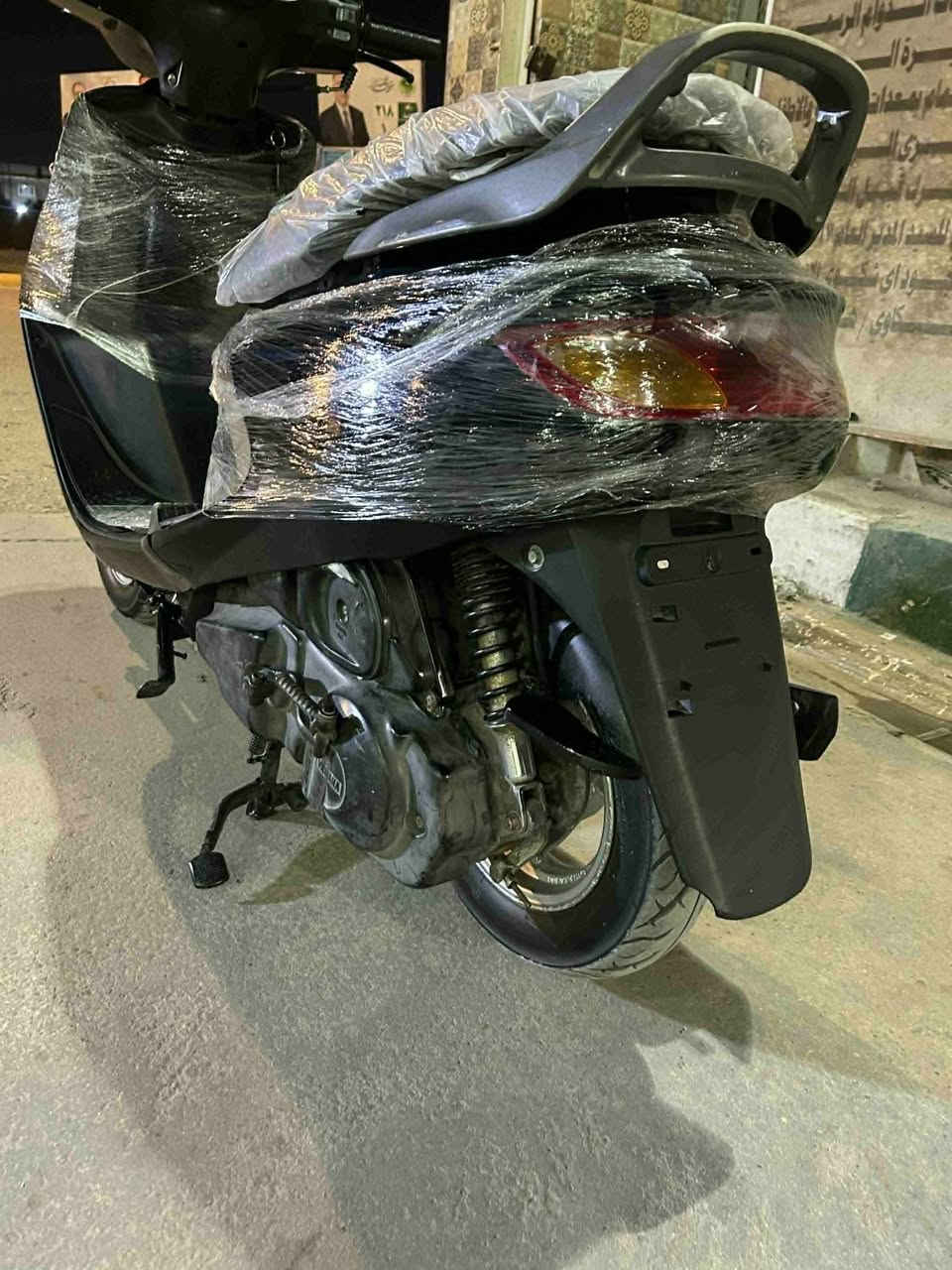 دراجه فراشه فحل موديل 2005 نفس وضهه بصوره جديده محرك وكسن وكربائيات كل شغال عوزهه باتري  فقط لئن الدراجه مجودره ومظموده امانت الله منطلع بيهه والسعر 600وبيهه مجال، العنوان الشنافيه رقم موبايل  ***********
