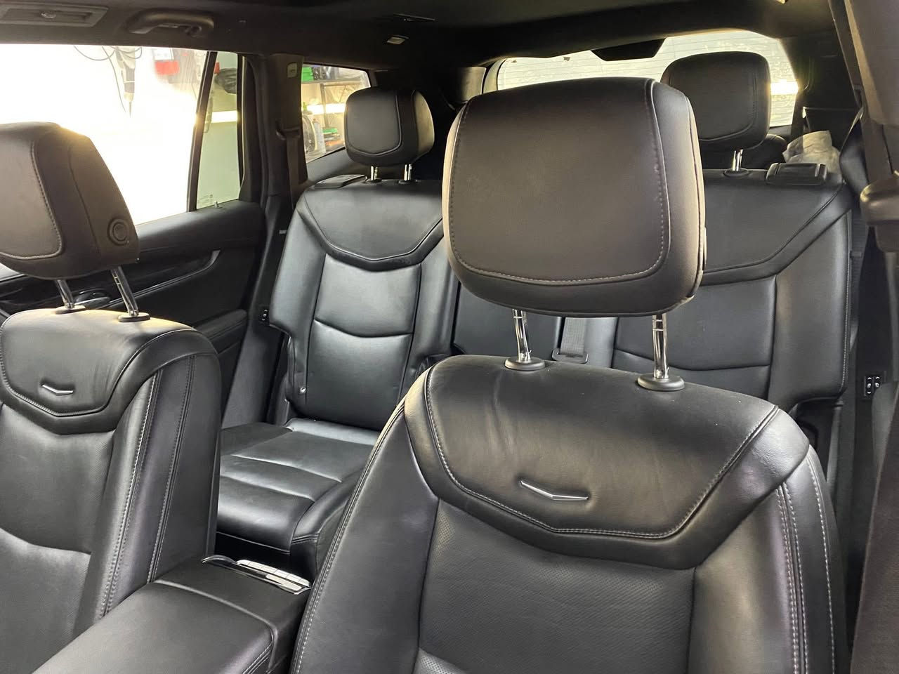 للبيع بسعر مناسب                   كديلاك xt6 (400) سياره ماشية 29الف ميل مودي 23    صبغ :  من جاملغ الخلفي وجنطة مبدلة نفس الون
السياره جديدة وفول مواصفات وما تنعد 
 السيارة مرقمة بغداد كتاب شهداء باقي سنة وشهر وتصير حرة حالين اسويلك وكالة عامة ونت تحول 
السعر مو سعرها بس للضرورة احكام 245
اتصل وتدلل وبخدمك
***********
