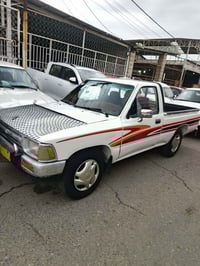 هايلوكس • بيك اب • ١٩٩٢