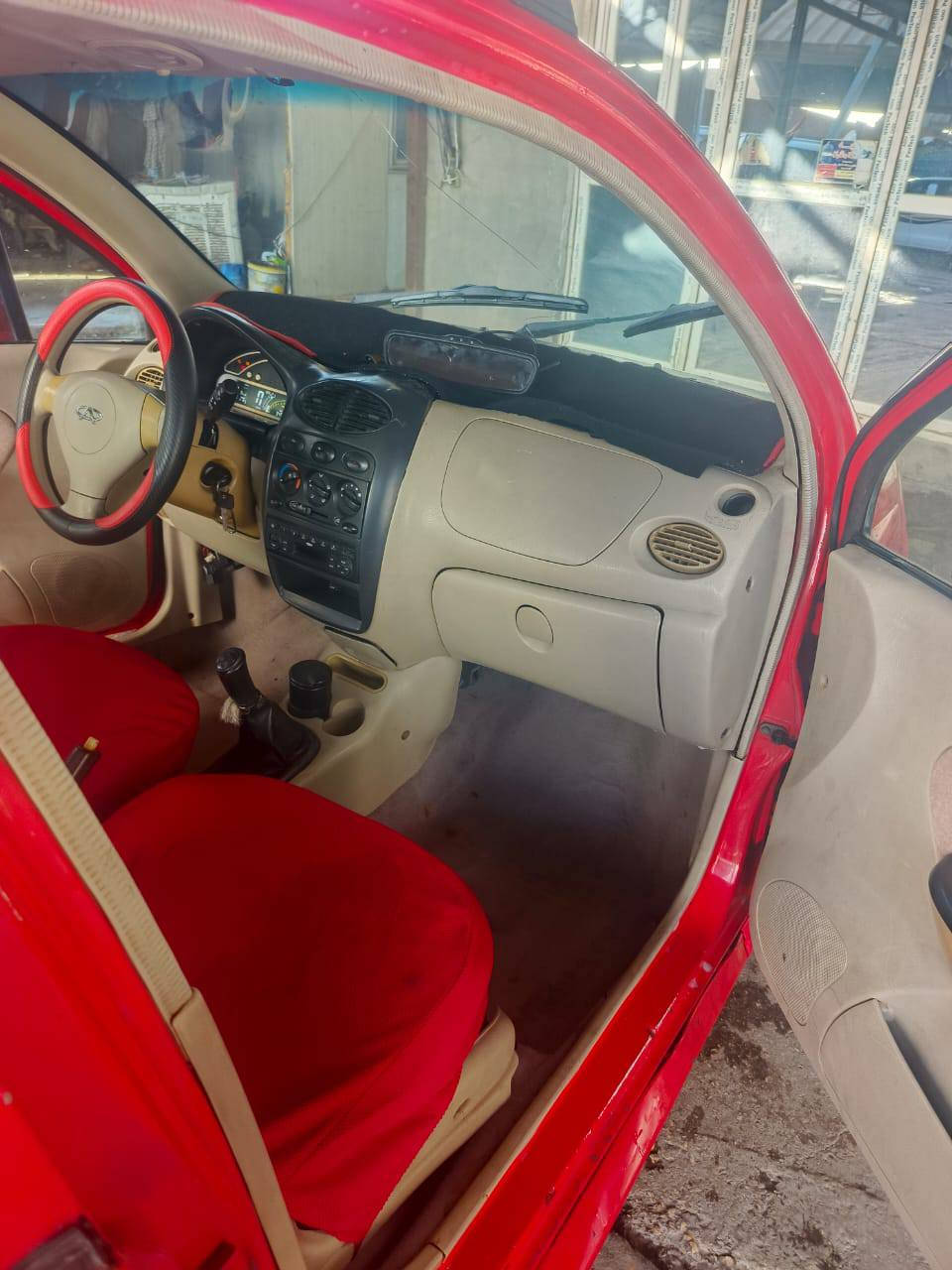 سلام عليكم كيو كيو 2010 مكفوله من ضربه تبريد ثلج حداديه واحد عله واحد تأيرات جدد كير اوتو سياره نضيفه كلش بيها بس فطر بل دشبول   سياره بسمي ورقم انكليزي تحويل مباشر سعر 26 قفل قفل  مكاني كربلاء
***********
