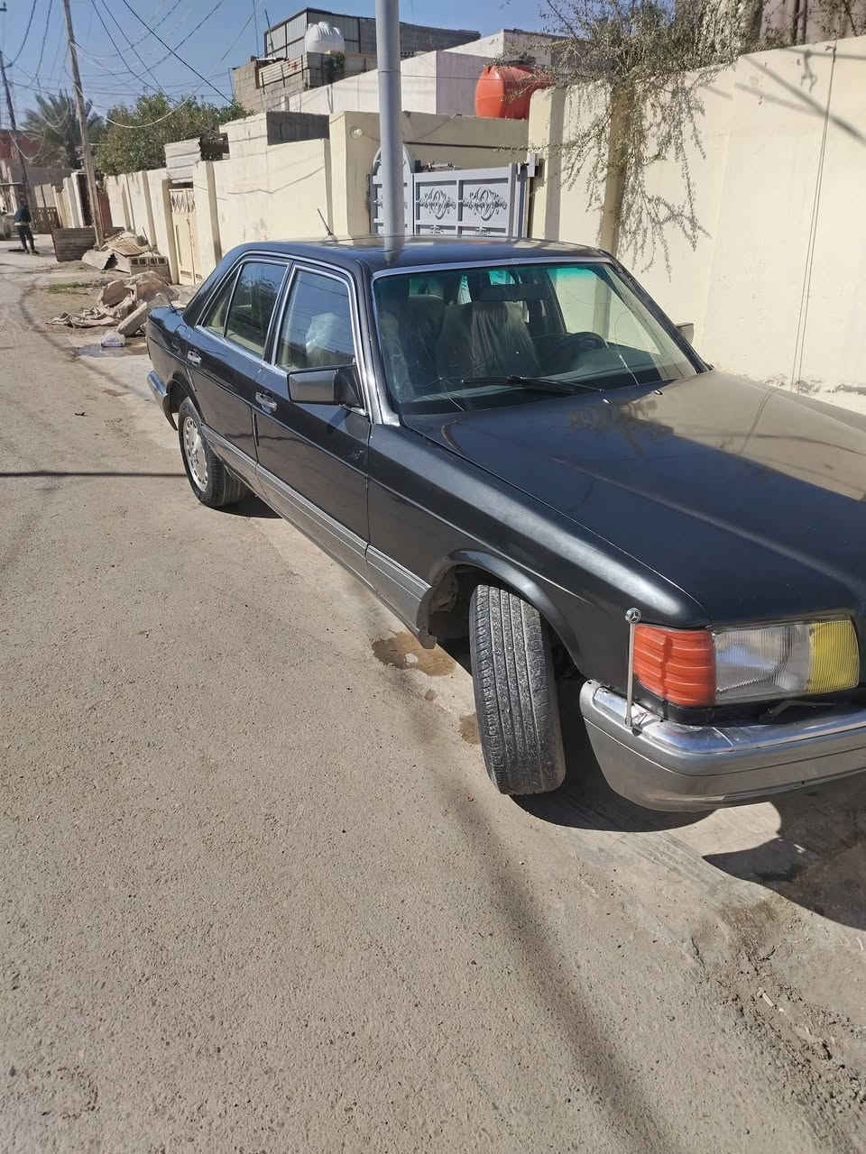 مارسدس رئاسي موديل ٨٣ السعر ٥٠ وبيهه مجال رقم بغداد مشروع وطني العنوان ديالى بعقوبة وهذا رقمي    ***********
