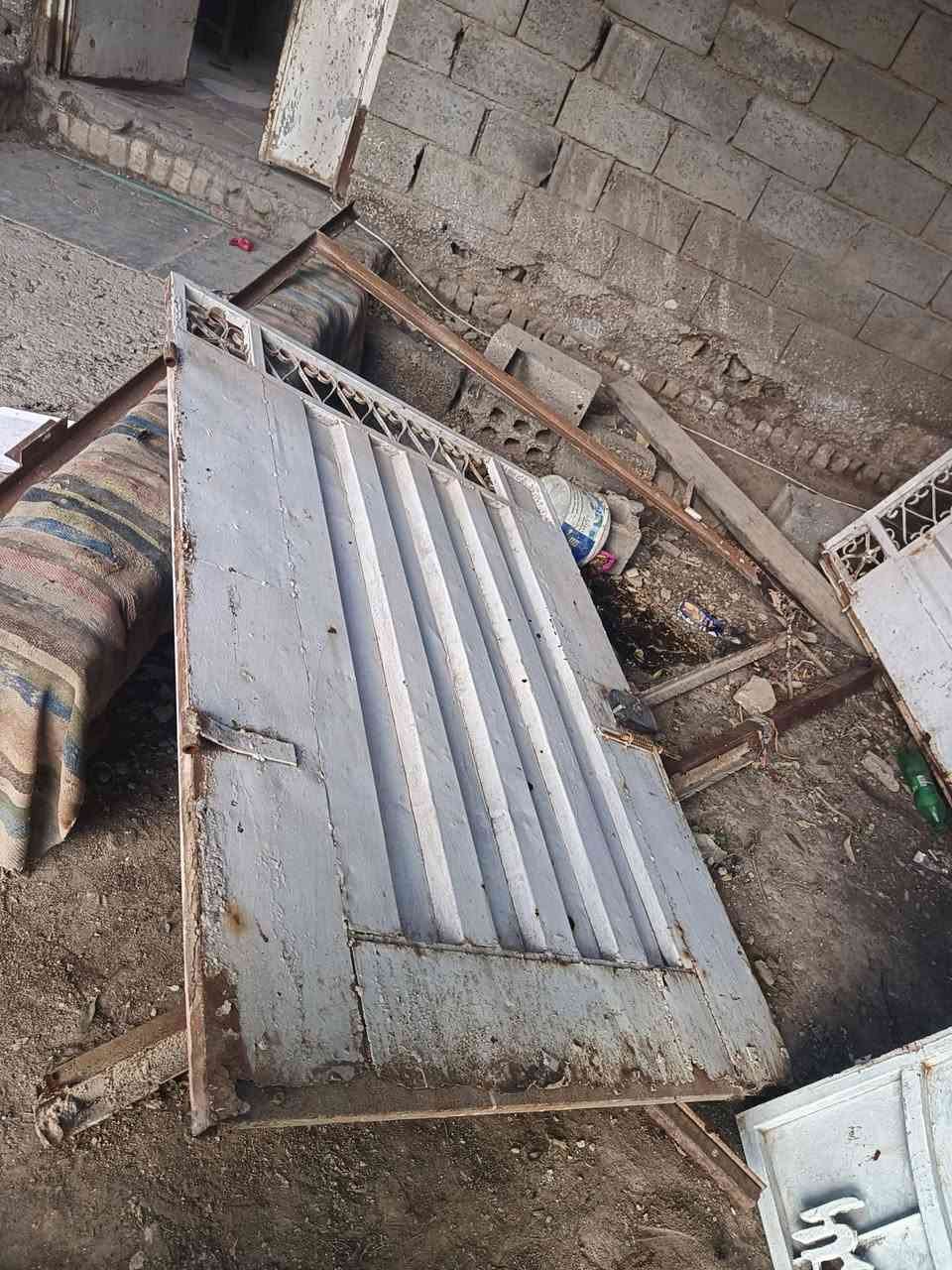 بيبان حديد  كبار ثنين للبيع سعر مالهن  125وبيهن مجال


**إذا كنت صاحب هذا الإعلان وتريد حذفه لأي سبب، رجاءا أرسل رسالة إلى الدعم الفني**