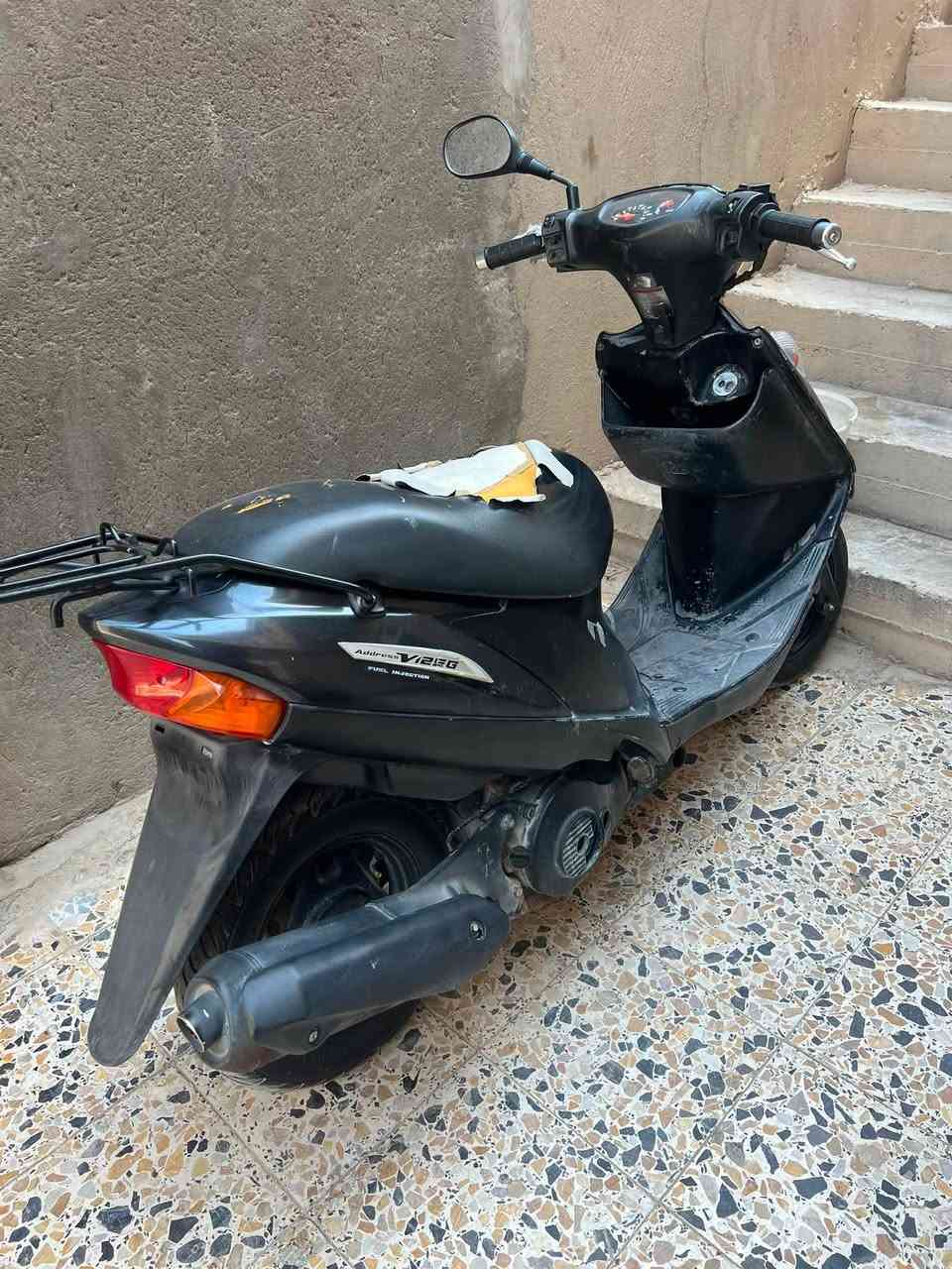 ((للبيع))
((ادرس قديم  نوزل)) نضيفه وسرعه السعر 325 وبيه مجال 

((دراجه تشتغل  ويحتاجله تجفيت ))

المكان:كوت حي الحكيم ((للاستفسار خاص او اتصل *********** ))
