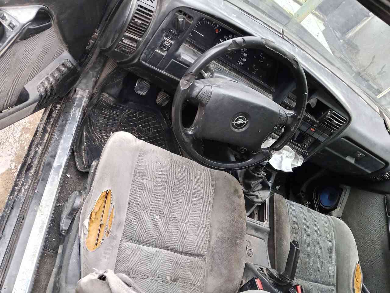 اوميكا حجم 20
رقم نينوى الماني سنويه ما ساقطه
محرك كير انظاف
كابون بانزين بيها 
كشر كدام العين
شرط وكاله اوتحويل من الشرعي
السعر النهائي 19


**إذا كنت صاحب هذا الإعلان وتريد حذفه لأي سبب، رجاءا أرسل رسالة إلى الدعم الفني**