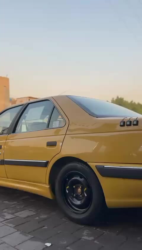 سلام عليكم بيجو بارص ٢٠١٥
مكفولة من الصبغ والضربة
مكفولة كير ومكينة
 هزة بعدهي ما منتهية
سنوية بعدهي ما منتهية
كلج جديد
ماطورات جام جدد

السعر 52 وبيها مجال
***********
