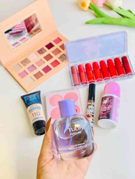 عروضنا  ماتخلص🔥 عرض خاص لطالبات الجامعة من أهم منتجات الي تحتاجينها  😍😍😍

تعالو نشوف العرض شنو مكون من :_ 

1.فونديشن فت مي ثابت ٢٤ ساعة ضد الماء 💗

2.عطر توت عطر جسم وشعر يتميز بعطر انثوي جذاب 🔥

3.مانع تعرق جورجينا مزيل رائحه للتعرق  امتصاص للعرق ترطيب البشرة    وتفتيح البشرة وحمايه من تعرق 24 ساعه 

4.سيت حمر ميني كولدن روز ٨ الوان من حمر ترابيه  بنيه ورديات يجننون سيت حمر مات🔥💋

5.قلم حاجب مع فرشة تعديل الحاجب  قلم حاجب جوزي جميل وانيق 🔥

6.باليت شدو ضلال  مكون 24 لون بين ترابيات والورديات  الوان جميله وجذابه سهله الدمج

7.بكج احمر خدود ب ٤ الوان زهرية 🌷

🚘التوصيل لجميع محافظات العراق🚘
للاستفسار*********** Colombo
