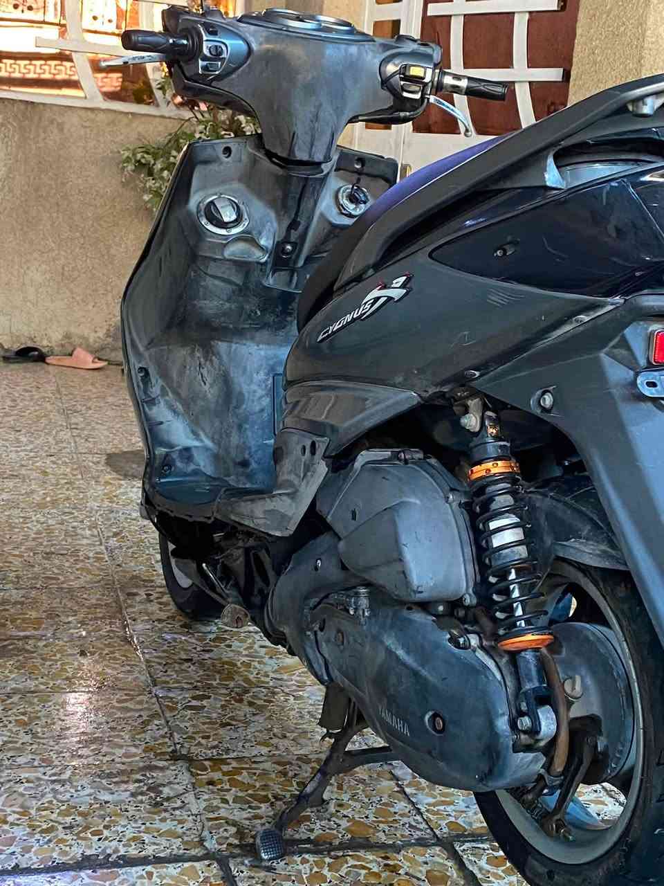 سلام عليكم سكنس فحل ياباني 140 مكينة مكفولة بلادية قبل فترة نزلتهه من الرمبة السعر 900 وبيها مجال 

العنوان بغداد حي اور 
للاتصال ***********
