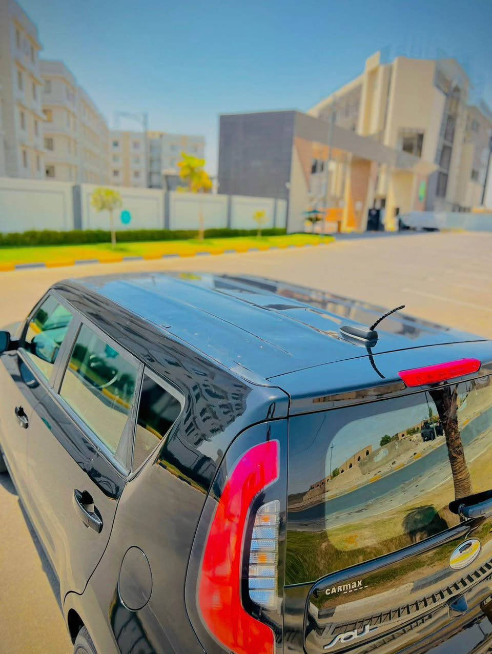 صول 2019 وارد امريكي
رقم بغداد انكليزي باسمي 
مكينه 2000 ماشيه 68
شاشه كبيره كار بلي كامره دواره داخل لونين
كير ومكينه وتبريد مكفول ع وضع الشركه 
ضرر امريكا تبديل جاملغات اماميه وباب عكس السايق نفس اللون بلادي 
وهنا صار عندي جاملغ خلفي صبغ
اكو بارد بلقماره بسيط اثر واكفه وكعت عليهه طابوكه
رقم بغداد باسمي السعر 118 وبيها مجال مكان السيارة بغداد الكرادة
*********** بغداد, العراق

