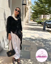 فوري • اسود • تريندي
