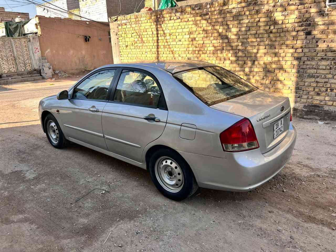 سلام عليكم سيراتو موديل 8 مكينه 1600 كير تبريد ثلج   حداديه 70بلميه مصبوغه عام جماليه سنويه لل29 السعر 72وبيه مجال بصيط ***********
