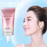 يوفي كوين • SPF٥٠ • مبيض فوري