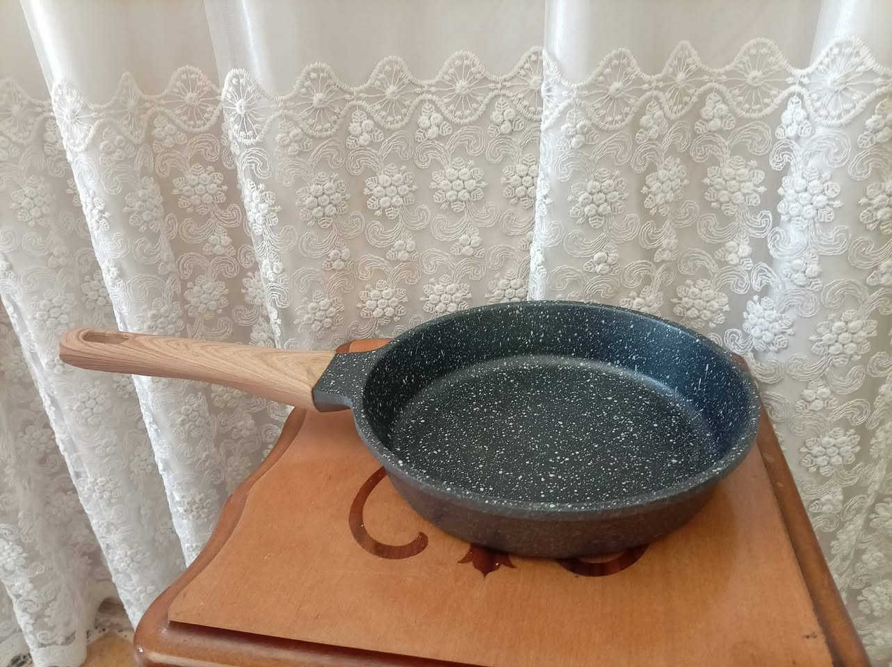 طاوه باله غير مستخدم ثقيل قاعده ليزري


**إذا كنت صاحب هذا الإعلان وتريد حذفه لأي سبب، رجاءا أرسل رسالة إلى الدعم الفني**