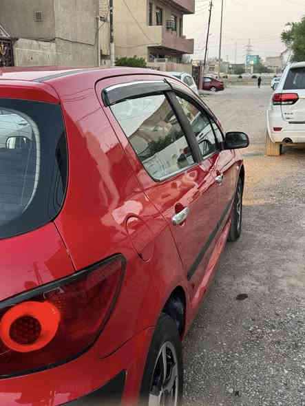 السلام عليكم 
للبيع او المراوس  بيجوى ٣٠٧ موديل ٢٠٠٦

المواصفات المعروفه كير ر ومكينه كورلا تحوير ١٠٠٪؜ مناقصها برغي السياره بيها كم قطعه صبغ ابيعلك مصبوغ حزام بيها طخه بالجاملغ ومصلح السياره من البيت للشغل استخدام شخصي 

السعر ٥٥ وبيها مجال للشراي مكان السياره  بغداد حي الخضراء 

للاستفسار الاتصال على الرقم ***********
