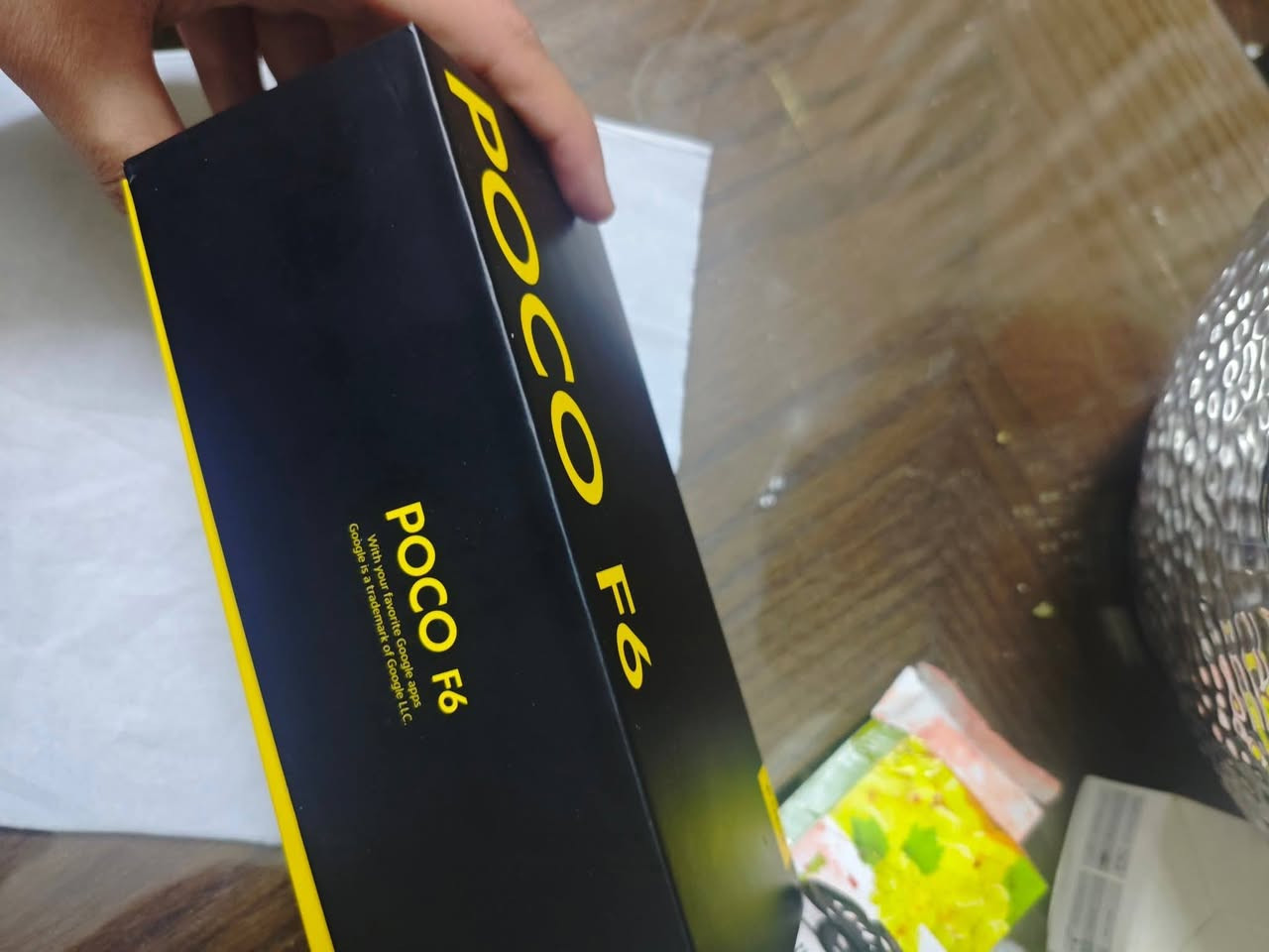 مستخدم سبوع بشرط اخو جديد
poco F6
ـــــــــــــــــــــــــــــــــــــــــــــــــــــــ
نسخه عالميه.. ذاكره 512
ـــــــــــــــــــــــــــــ
ملحقات كاملة....
350 الف و يرهم مراوس


**إذا كنت صاحب هذا الإعلان وتريد حذفه لأي سبب، رجاءا أرسل رسالة إلى الدعم الفني**