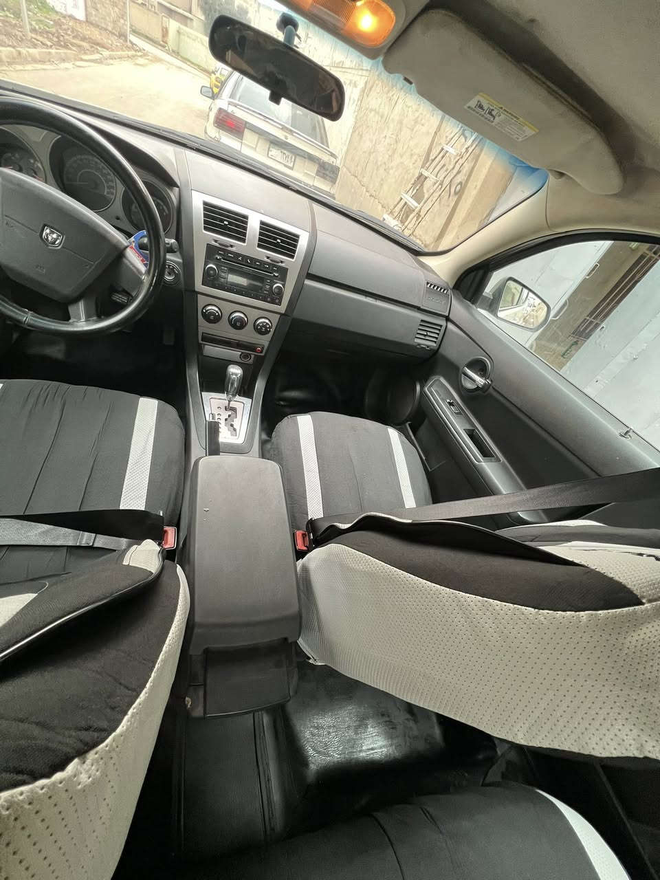 سيارة للبيع .....
دوج افنجر موديل /2010
اللون ابيض ...محرك 2400
للتعرف على التفاصيل ...الاتصال .***********
