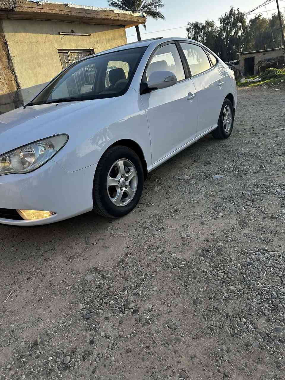 سلام عليكم النتره موديل ١١ فول مواصفات بيها حاملغ امامي صبغ قبغ جنطه تبديل بلادي نفس لون اشاير بالمري فتحه اربعه دسك خمس تجاوي مكينه 1600 تخم تاير خمسه ويل كب تتفئه تبريد ويه السويج للبيع 120 وبيها مجال العنون اطراف بغداد السريع الدولي قرب الواء 55/ه‍ ***********
