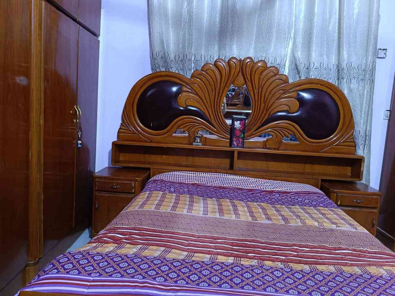 غرفة صاج عراقي تسكام سعره 800الف 
لغرفه احله من صور تجي تشوف افضل من صوره 
رقم وتساب او اتصال ***********
