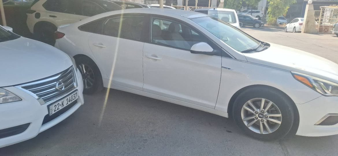 sonata 2017🚗
***********
جوة باب صبغ
بدون دواخل
كير و مكينة نظيفة
السعر ١٢٠ و مجال
