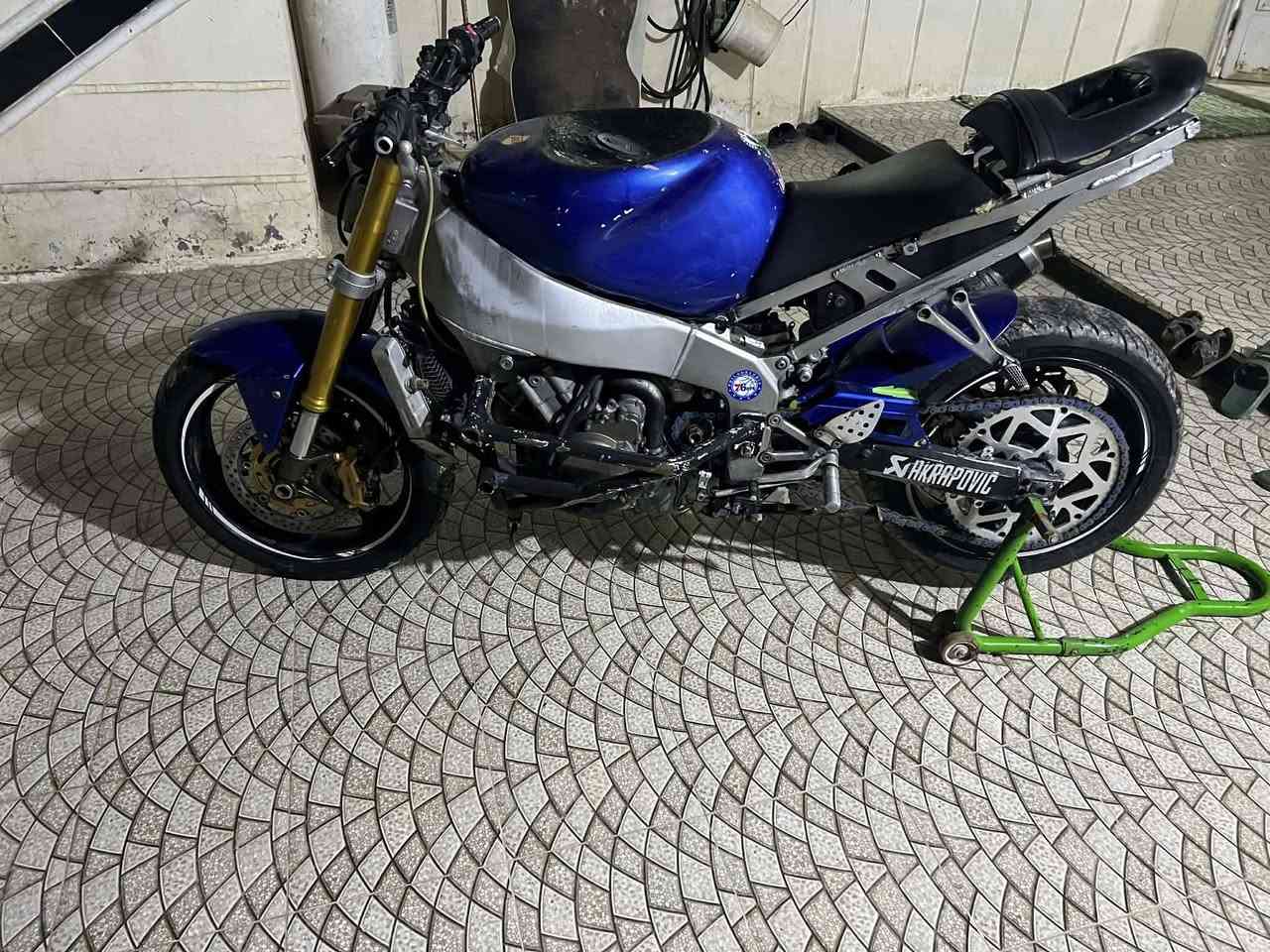 سلام عليكم دراجة كاوسكي السعر 17 وبيهة مجال مكان ديالي رقم ***********
