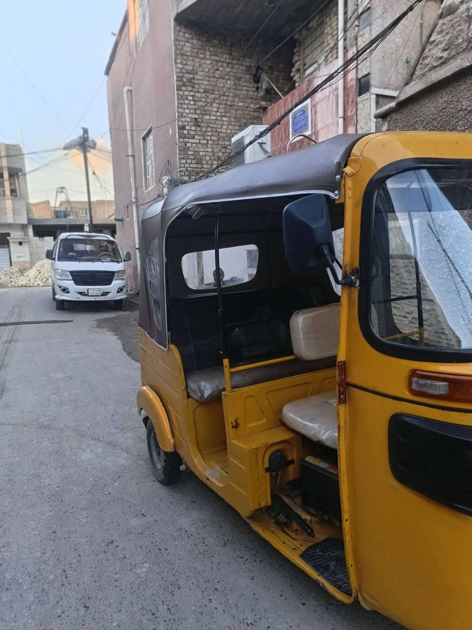 سلام عليكم تكتك موديل 19 شهر 4 تكتك حلوه ونضيفه بيه نوقص خفيفه سعر تكتك( 5) وبيه مجال بصيط رقم ***********  ملاحضة( تكتك اوراق بسمي اني راعيعه رسمي) عنوان بغداد الشعب
