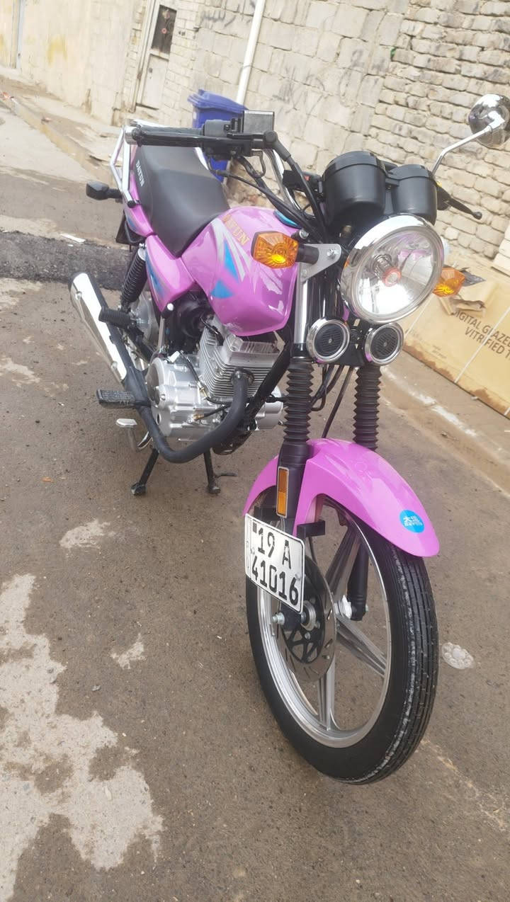 السلام عليكم دراجه دايون جاهزة من كلشي كل نقص مابيها رقم سنوية تحويل ثاني يوم السعر 2400

***********
