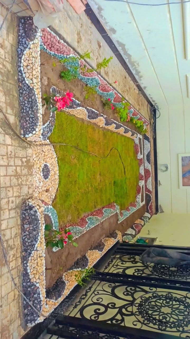 حسن لديكور***********
🍃مستـعدون🍂 ، لـترتيب🐦 الحدائق المنزلية 🏝️🏘️
وزراعة النباتات، 🌾🌴🌱والازهار، 🌼🌺🌻وقص الثيل.🌾🌾
وعمل الديكورات والتصاميم،الحديثة للحدائق،، بواسطة الاحجار الملونة 
ونعمل على تصميم الشلالات 💦والنافورات
