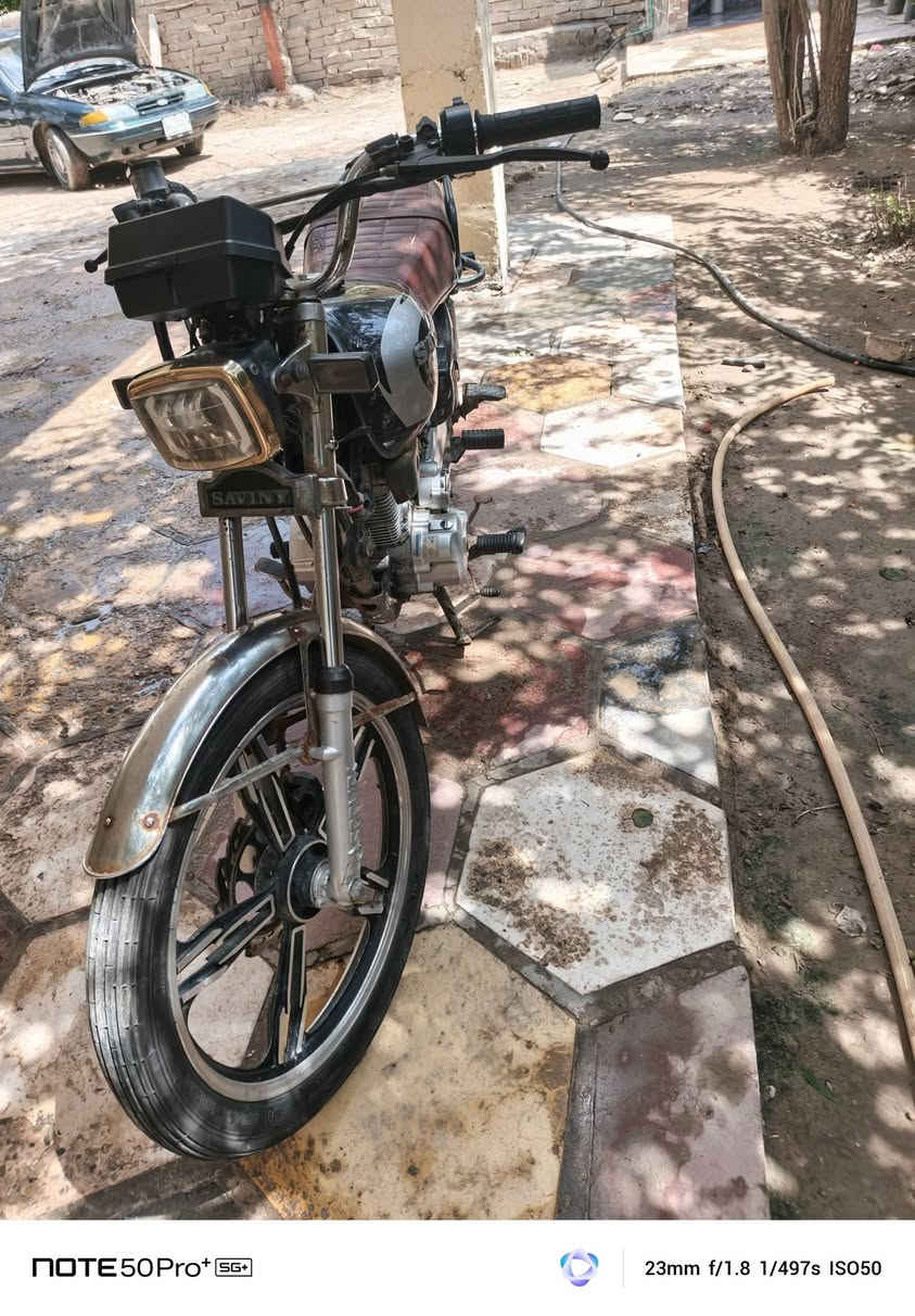 سلام عليكم دراجه لبيع سيفان مديل ٢٠٢١كلك اكفلك سارقه وعشاير دراجه تخبل مال جناي بيه كم نقص بسيط ما يكلفن ١٠تلاف كلجات جديده شرط تعلك مكاني حله نيل ٣١٠وبيه مجال قليل ***********
