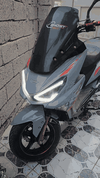 دراجة صفر اشتريته وكما مبين بالفيديو وحقيقي ماشي 759 كيلو والله بالشرط...