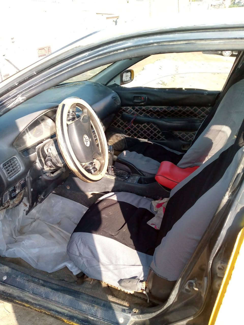 كورلا تكسي 2000 بصره جاهزه
السعر 20 وبيها مجال

مكان السياره ناصريه مركز

رقم واتساب ***********
