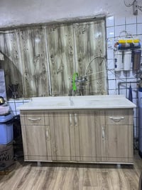 كاونتر للبيع العرض 3 امتار الطول مترين و21 سم + السنك مرمر العرض متر و...