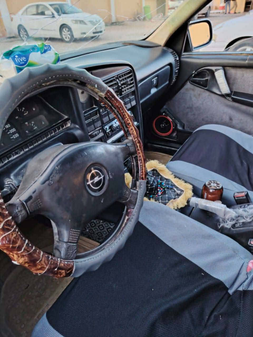 أوبل اوميكا للبيع
موديل 91

محرك كير شرط 

رقم إنكليزي 

تخم تاير 

باتري جديد  

كهربائيات شغاله 

صدر جديد  

السعر 35$ اوبها مجال مكانها رمادي الجزيره
‏‪***********‬‏
