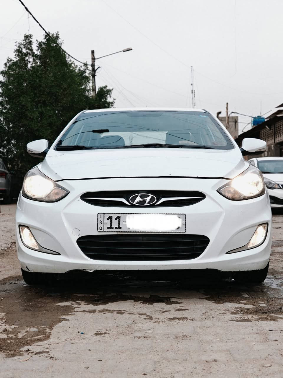 سلام عليكم 
هونداي اكسنت 
موديل 2016
خليجي
السونار مرفق مع المنشور 
بيها حالوب خفيف 
گير ومكينه كفاله 
فول موصفات 
حجم المحرك 1600
دبل قطره 
فتحه سقف 
تحكم استيرن جهتين 
شاشه كبيره 
كامره دواره 
ماشيه 80
كشنات جلد 
دوشمه جديده
تبريد ثلج 
رقم بغداد الجديد 
رقم الانكليزي 
تحويل مباشر 
مكاني بغداد 
ه‍ ‏‪***********
