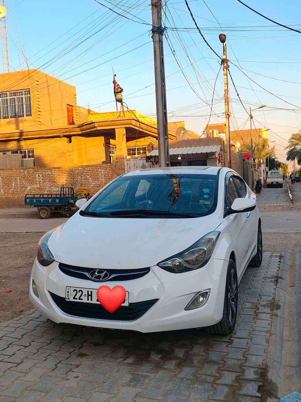 السلام عليكم
رمضان كريم للجميع الانتره2012خليجيه محرك 1600دكشن عالي فول موصفات عده بصمه تبريد تتدفئه السياره بيها جاملغ وبنيد مكاني كوت السعر ب110 للاستفسار اتصال ***********واذا اكو مراوس باوبتما او سوناته 17عادي.
