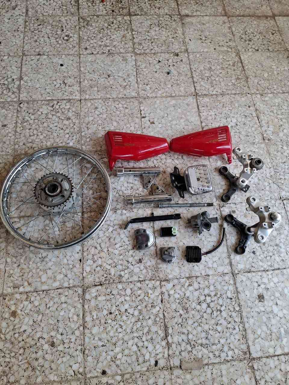غراض نامه للبيع كلهن اصليات الويل اصلي بس بي بوربرن مهور صفحه وحده شرط نامه بلاد الاصلي 
السعر 25 قفل كلهن شلع مكاني ناصريه مركز 
***********
