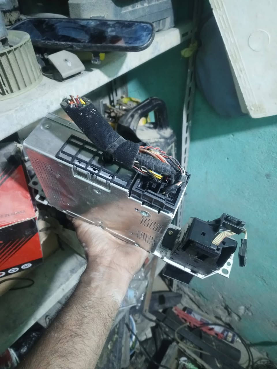 السلام عليكم ويل مكفول فقط بي فطر زغيروصلحته حجم19 توسايزمثل ماموضح بصوره السعر100 الف ومسجل مال باخره 2008 مال حاويه اشتريته وماشديته لان سيارتي 2003 ومارهم عليها اله ابدل شاشه كلولي وهواي سوالف وعفته سعره 50 الف الشراي يتصل اويراسل خاص وباجرعندي جيه البغداد الي يحتاجهن بالخدمه


**إذا كنت صاحب هذا الإعلان وتريد حذفه لأي سبب، رجاءا أرسل رسالة إلى الدعم الفني**