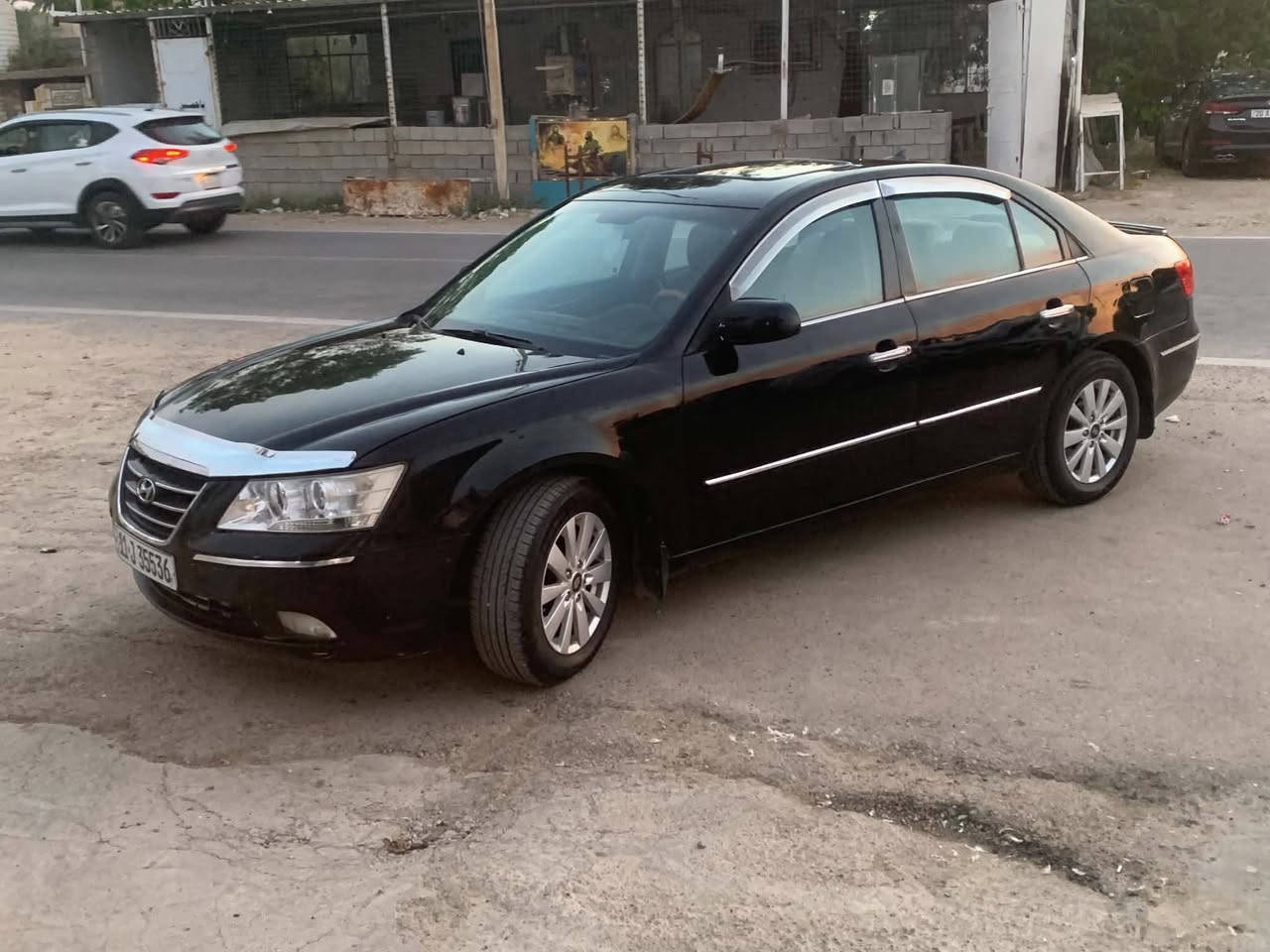 سوناتا موديل 2009 امركي محرك 2400 بيها قطعتين صبغ تحكم جهتين كامره شاشه فتحه كشنات كربائي  تخم تاير جديد صدر جديد سنويه جديد بسم سياره رقم بغداد دولي سعرها 100 بيها مجال ***********

