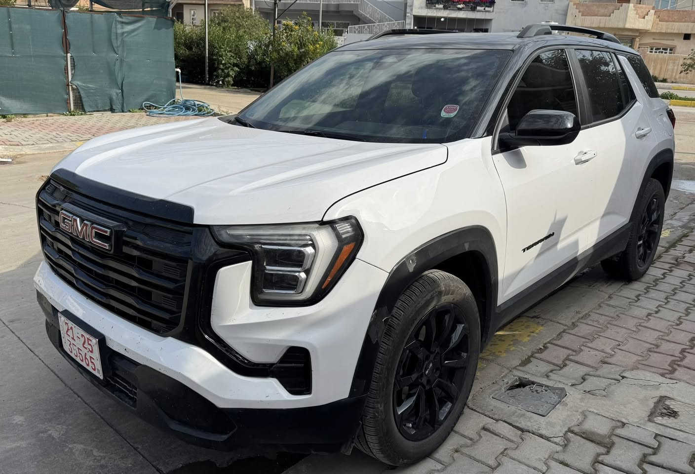 سلام عليكم من رخصة الادمن المحترم
جي ام سي تيران موديل 25 الفيشن 
ماشيه 5000 كيلو متر 
حادث مرفق مع الصور محرك 1500 تيربو 
مكان سيارة ديالى خانقين 
***********
