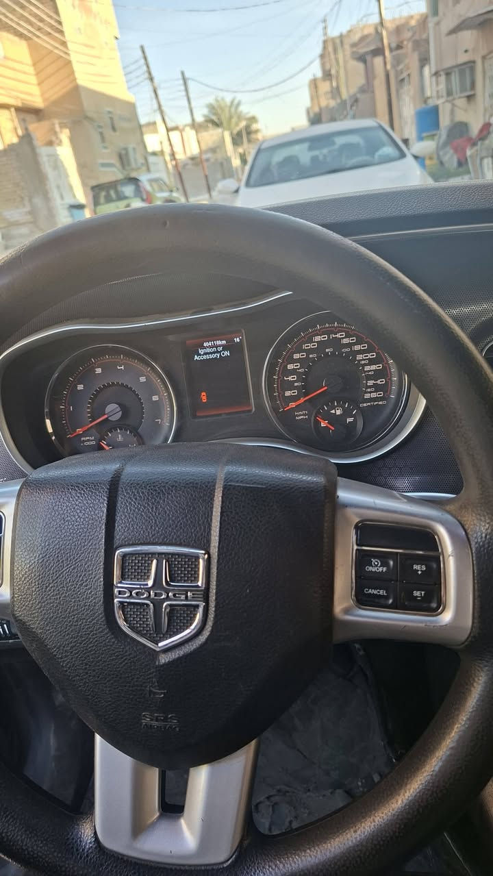 السلام عليكم 
سياره جارج مويل ٢٠١٣ مكفوله كفاله عامه من الصبغ مكينه ٣٦٠٠   السعر ١٤٥ وبيه مجال  ***********  مكاني كربلاء
