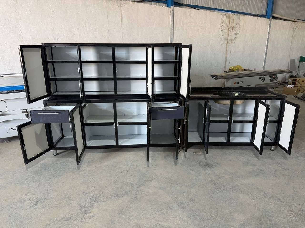 مترين ارضي مترين ملحق سنك متر ونص 
داخل وظهر بليت 👉🏻👉🏻
ارتفاع الارضي 90 سم 
ارتفاع المحلق 80 سم داخل دبل رف 
عمق الأرضي 50 سم
عمق الملحق 30 سم 
عمق السنك 55 سم


**إذا كنت صاحب هذا الإعلان وتريد حذفه لأي سبب، رجاءا أرسل رسالة إلى الدعم الفني**
