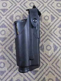 هولستر • گلوك • سفاري لاند