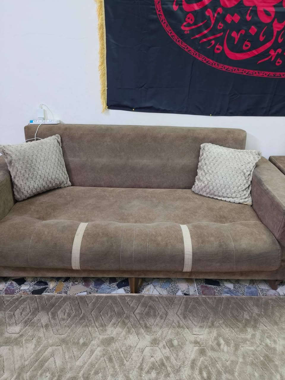 للبيع


**إذا كنت صاحب هذا الإعلان وتريد حذفه لأي سبب، رجاءا أرسل رسالة إلى الدعم الفني**