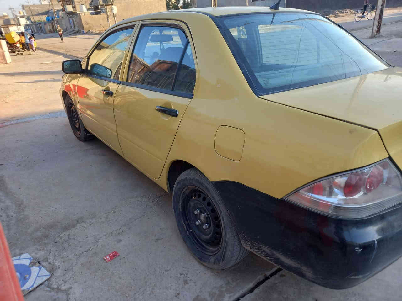 لانسر وارد أمريكي
ظربتهه خلفيه 

موديل ٢٠٠٩

كير اوتو 

رقم بغداد 
مكاني بغداد جميله

السعر ٦٣

***********
