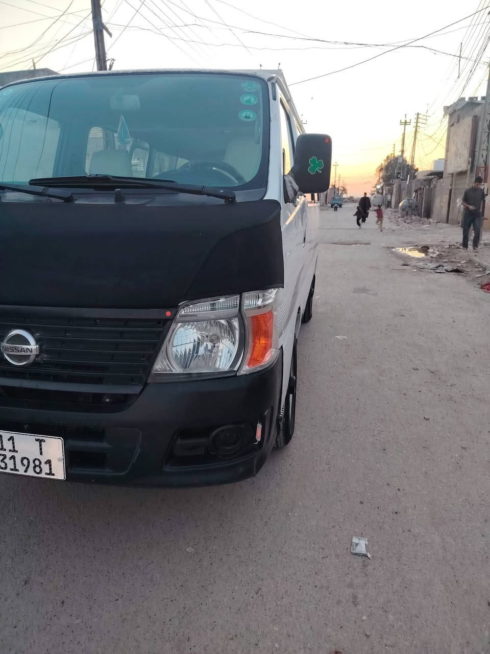 السلام عليكم نيسان 2009 رقم بغداد بسمي شرط تحويل مصفره غرامات مكينه ففتي تخم تاير جديد سياره جاهزه للشارع مكاني بغداد بيها مكانات صبغ السعر 88 وبيها مجال قليل الاستفسار الاتصال على الرقم ***********
