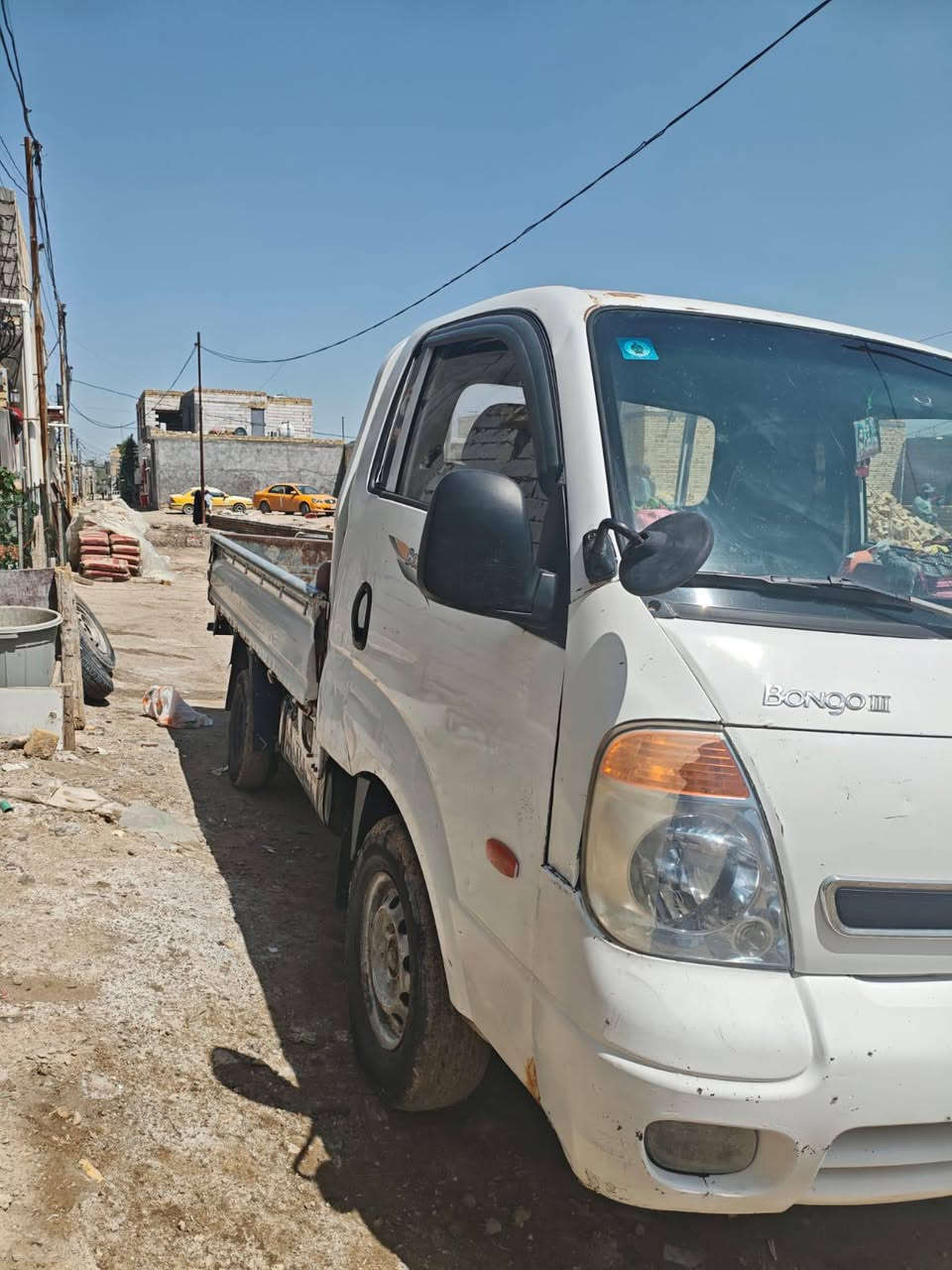 سياره كيا حمل موديل  2006 
توني شادله مكينه 
 مكان ناصريه مركز سديناويه 
سعر  قفل  65  رقم ***********
