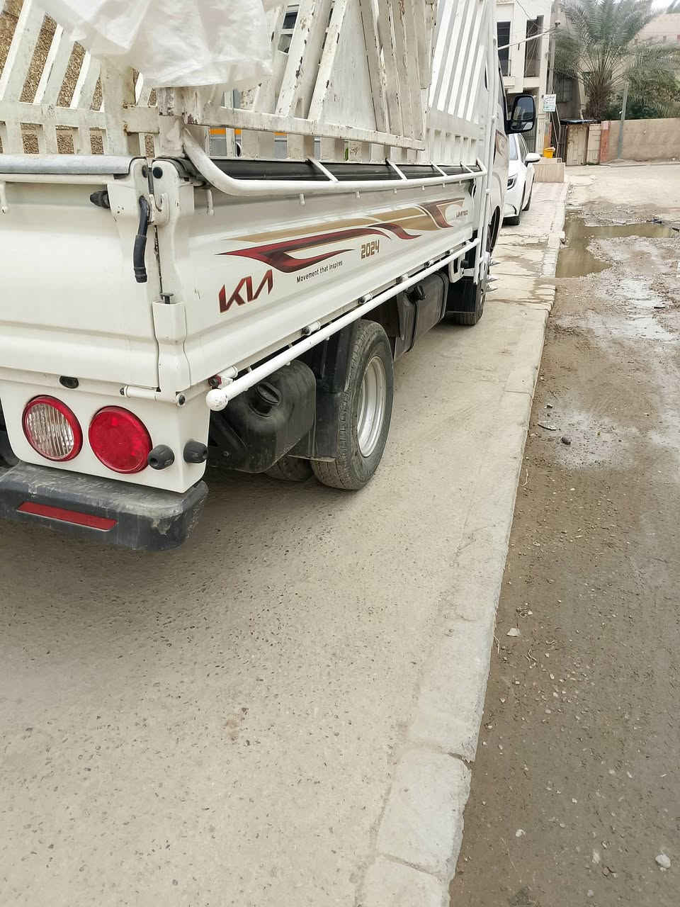 كيا24ماشية 17بيهة بارد قليل بلبنيد سيارة مكفولة مفاجأة عامة جاهز من كل شي تأثير 14 استد27تانكي120الشراي يتصل ***********
